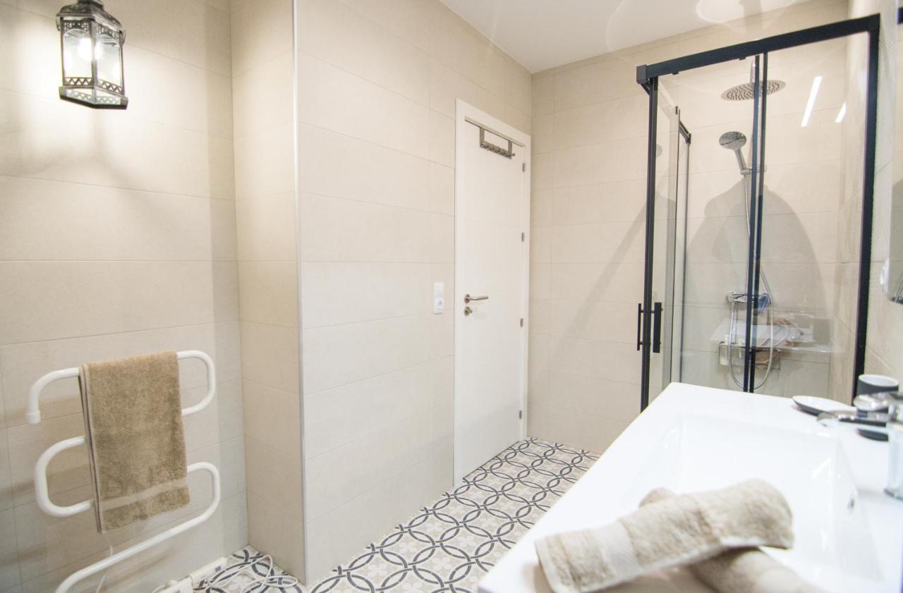 Tuguest Alhondiga Apartment Granada Exterior photo